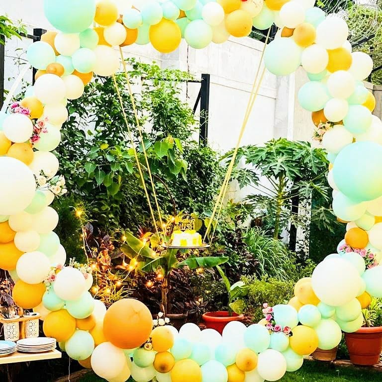 Balloon Bliss Baby Shower Decor