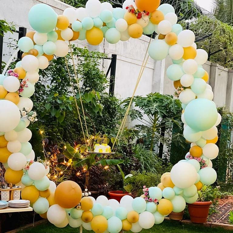 Balloon Bliss Baby Shower Decor