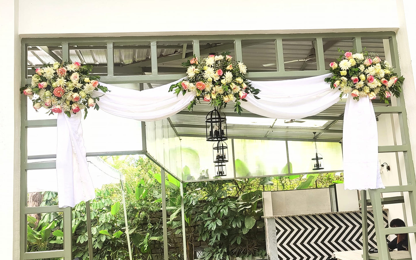 Traditional Baby Shower Decor
