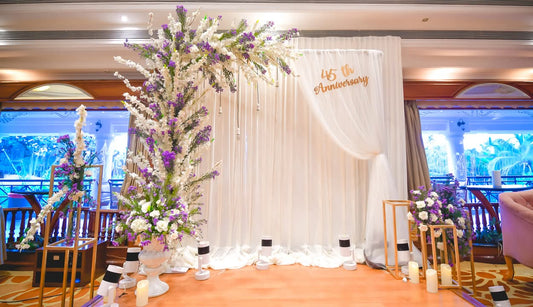 Pure Elegance Anniversary Decor