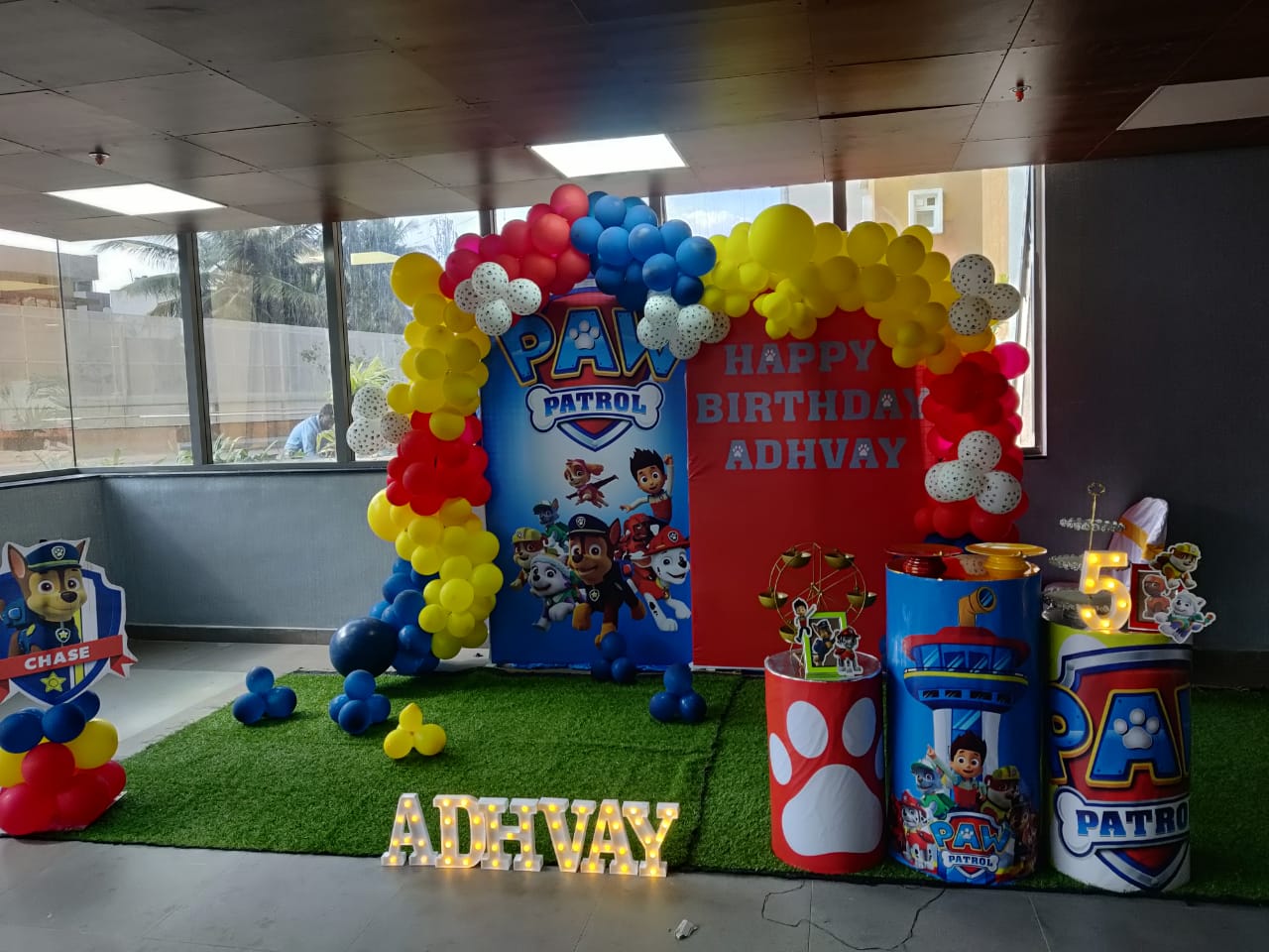 Paw Petrol Party Theme - Woogle