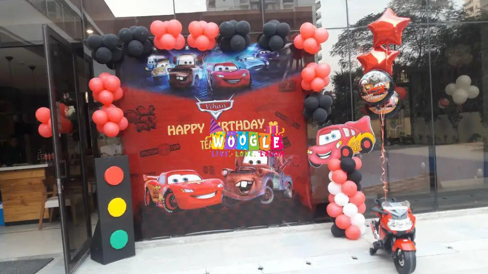 Car Racer Party Theme - Woogle