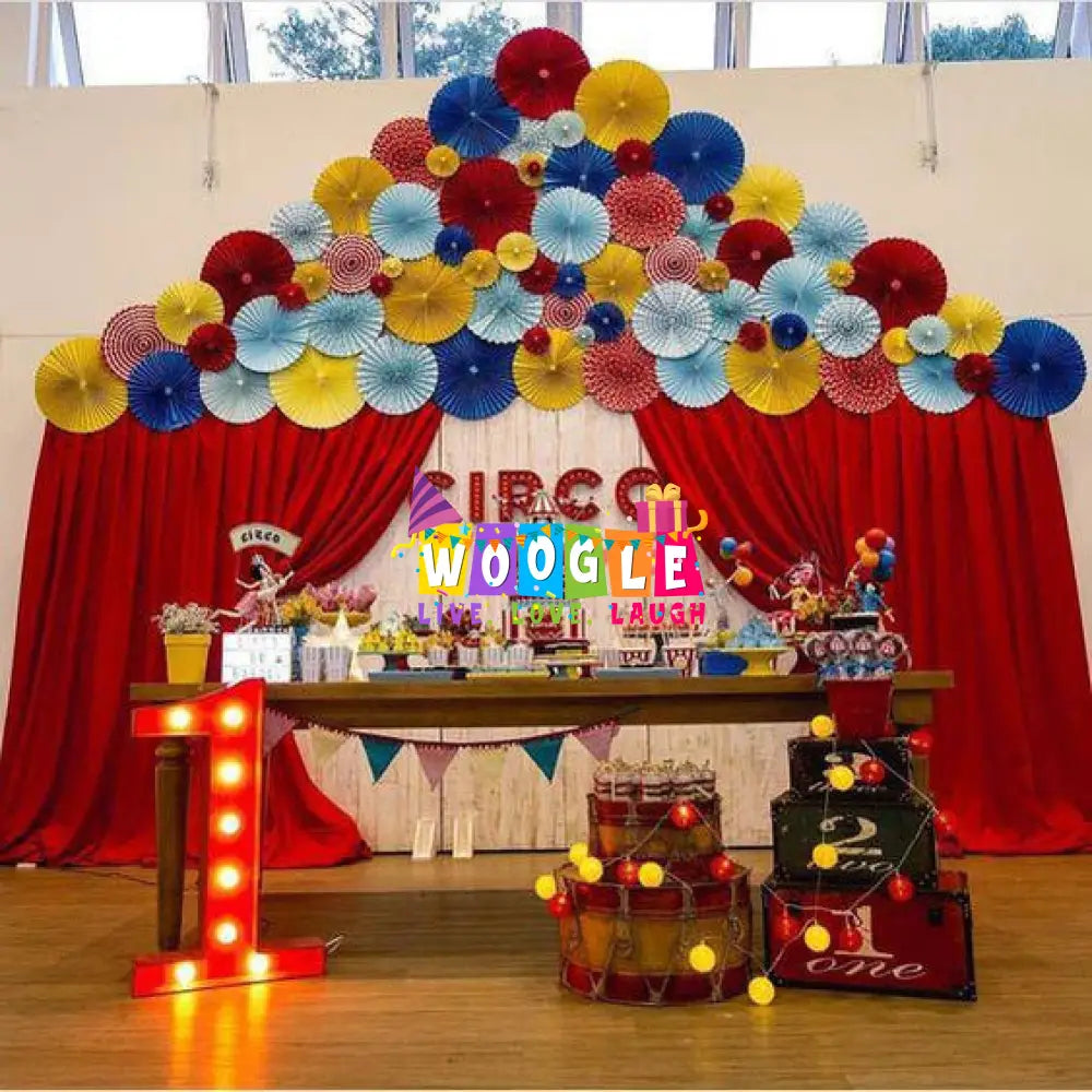 Circus Party Theme - Woogle