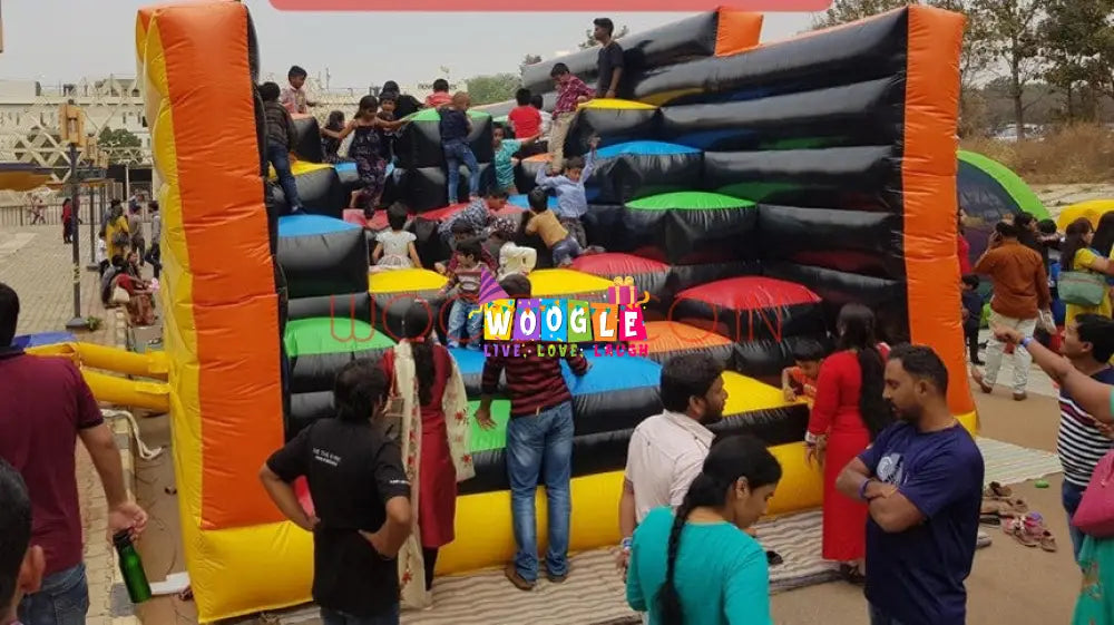 Giant Obstacle Maze Bouncy Castle - Woogle
