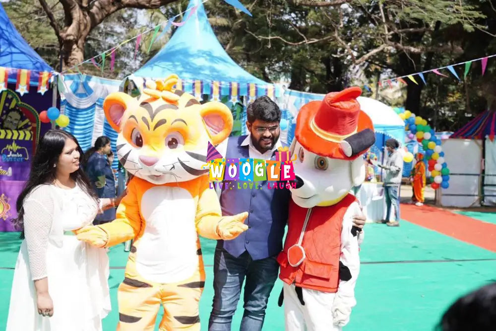 Playful Live Cartoon Character/Mascots
