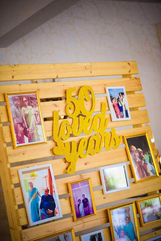 LuxeGlow Anniversary Decor
