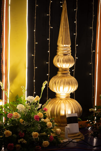 Golden Grandeur Anniversary Decor