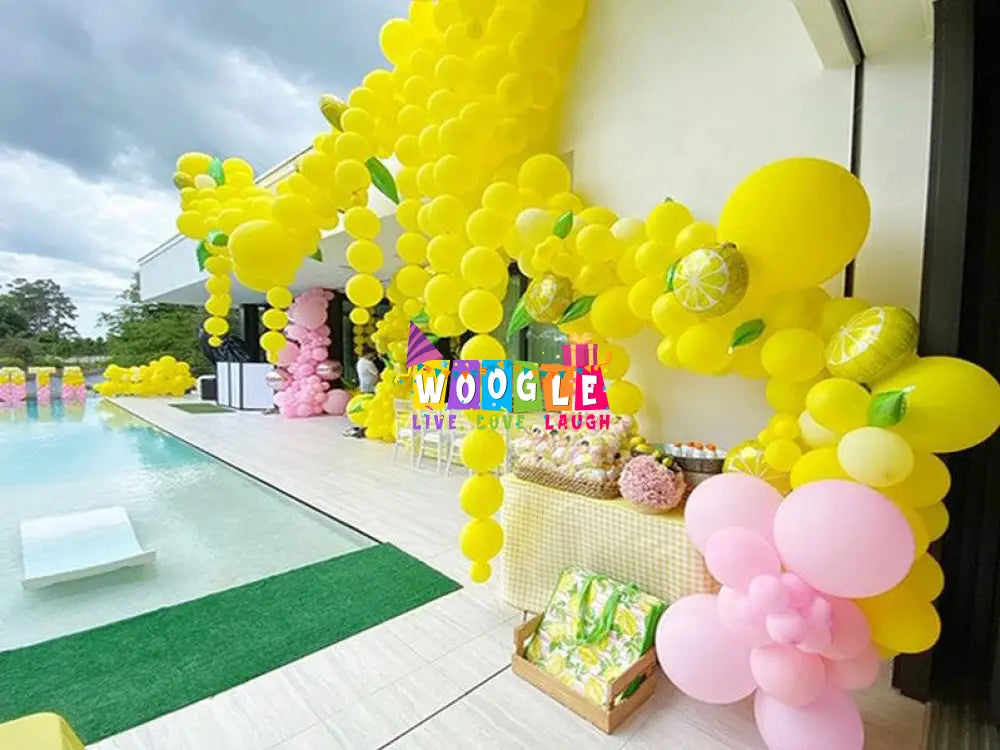 Balloon Decoration - Upto 750 Balloons - Woogle