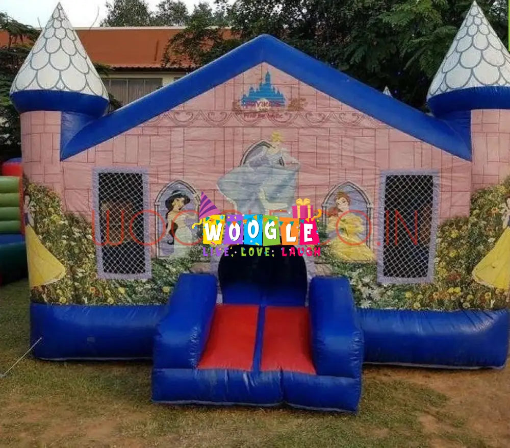 House Bouncy Castle - Woogle